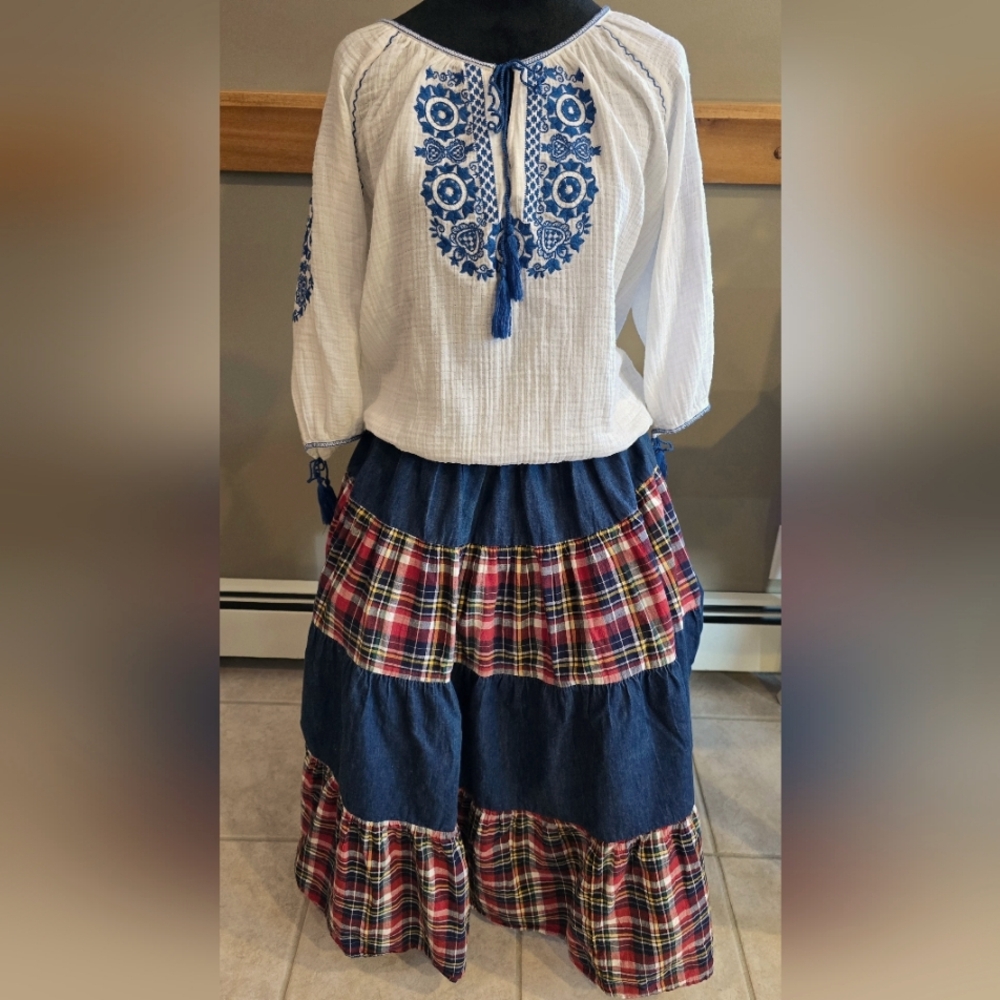 Vintage Glen Cove 100% Cotton tiered skirt LP 😍